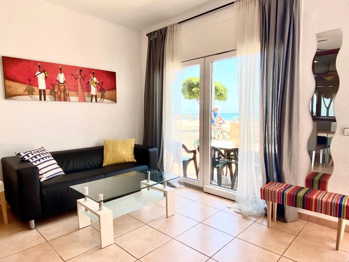 Casa Comoda Delante De La Playa Con Vista Al Mar Кембрилс Екстериор снимка