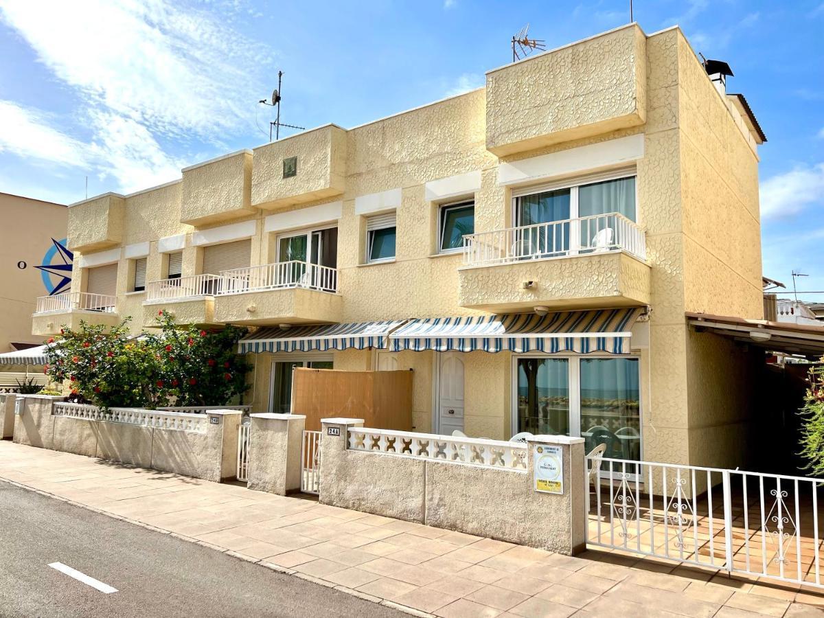 Casa Comoda Delante De La Playa Con Vista Al Mar Кембрилс Екстериор снимка