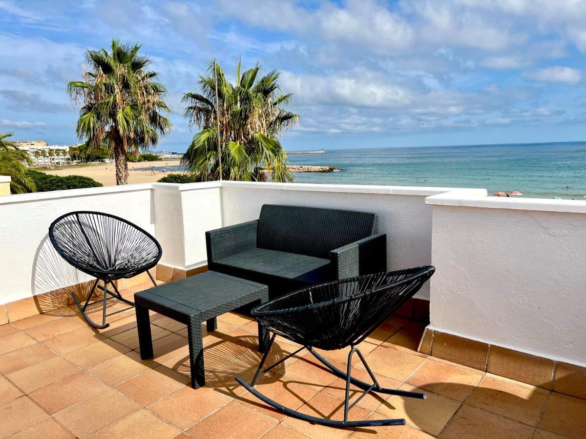 Casa Comoda Delante De La Playa Con Vista Al Mar Кембрилс Екстериор снимка